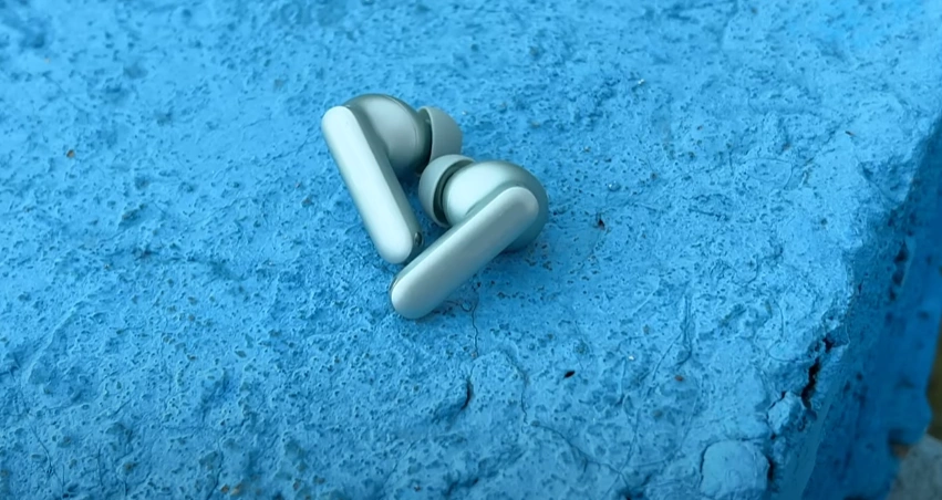 OnePlus Buds 4 vs Samsung Galaxy Buds Core