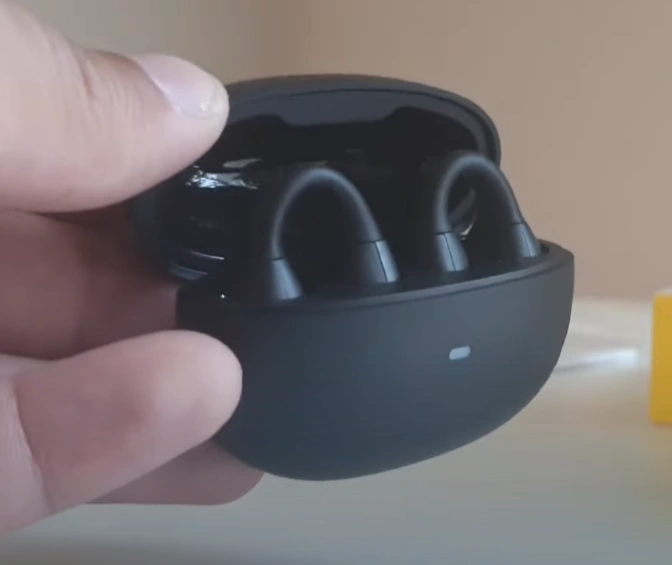 best clip on earbuds
