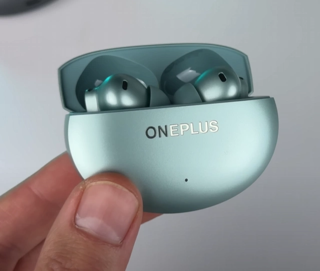 Best Cheap Earbuds for Calling