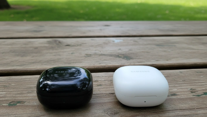 Samsung Galaxy Buds Core vs Galaxy Buds FE