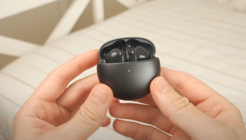 Huawei FreeBuds 7i vs OnePlus Buds 4