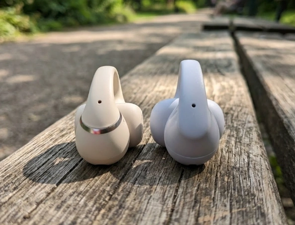 Shokz OpenDots 2 vs OpenDots Air