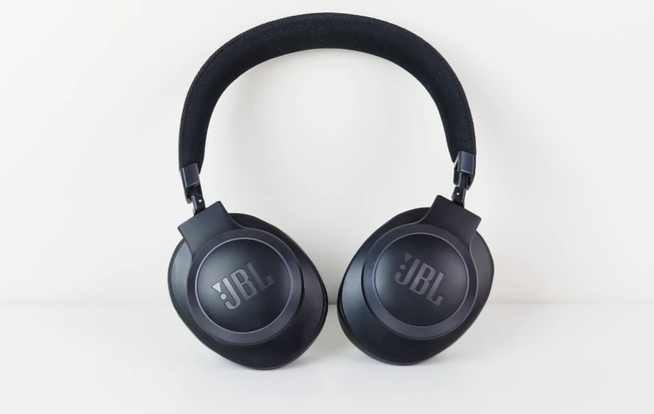 JBL Live 780NC vs 770NC